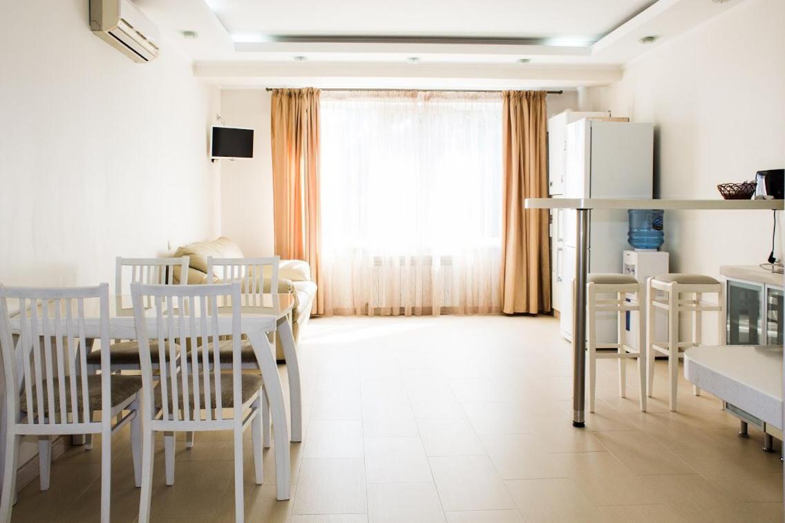 Abc Apartments Business Class Kiev Bagian luar foto